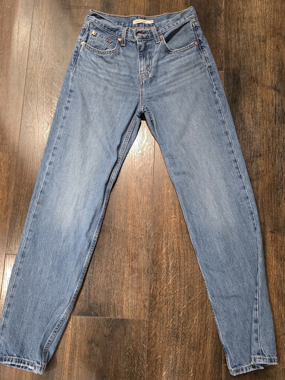 Levi's High-Rise Straight Jeans in Light Blue Denim